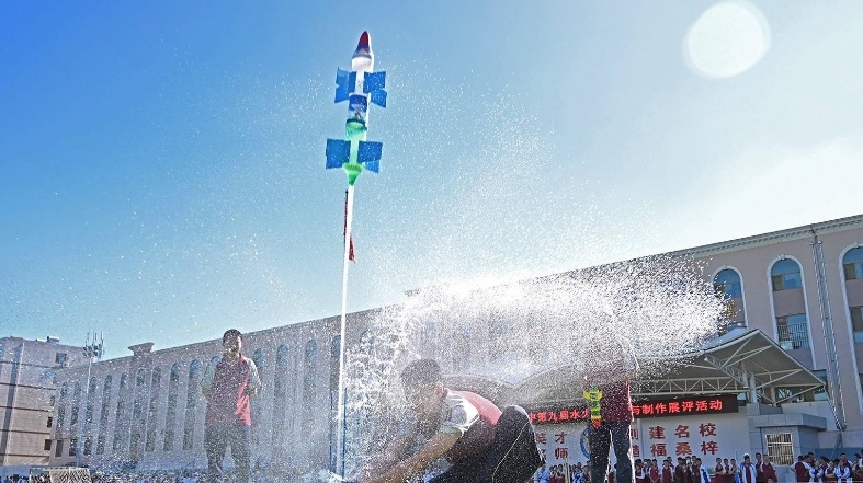 水火箭 现场实拍图