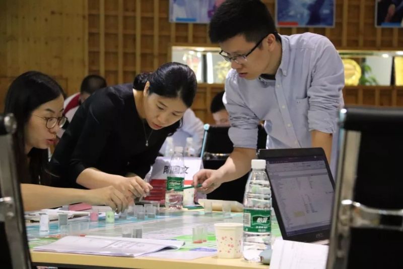 《权利游戏》情景模拟沙盘 现场实拍图