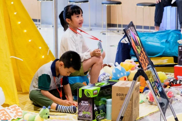 跳蚤市集 现场实拍图