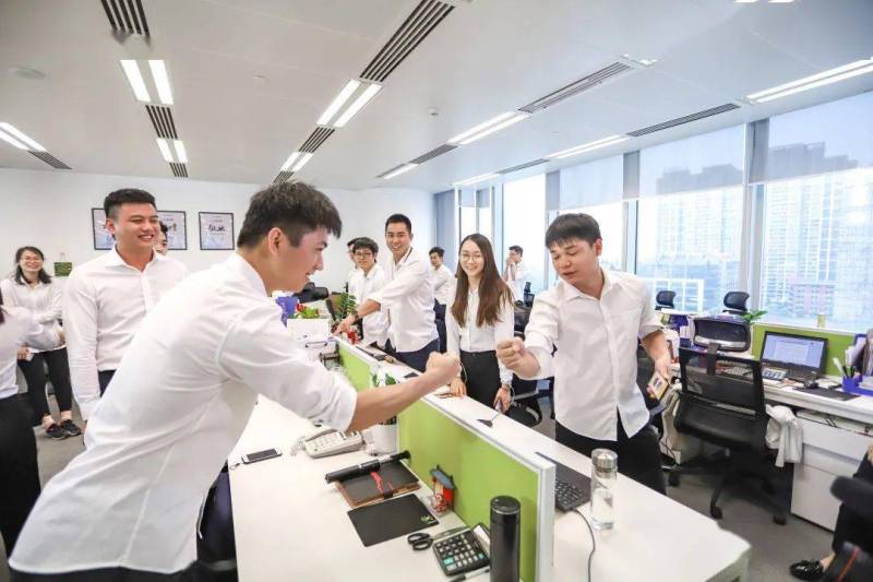 嗨翻办公室 现场实拍图