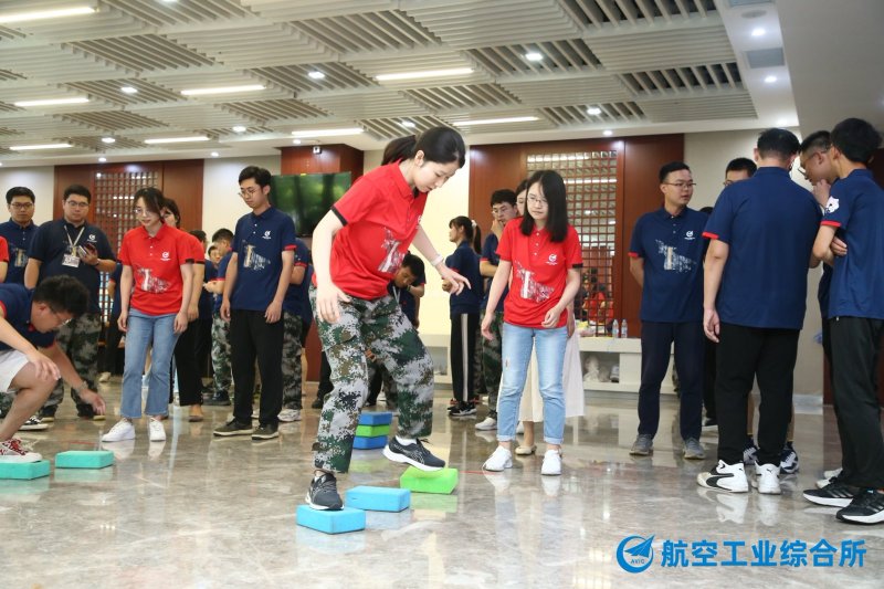 【航空工业综合所】新员工培训 现场实拍图