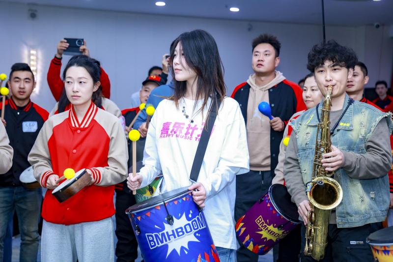 炫彩音棒 现场实拍图