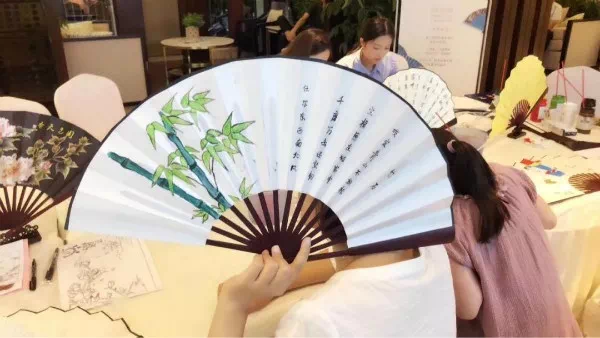 夏日送清凉 现场实拍图