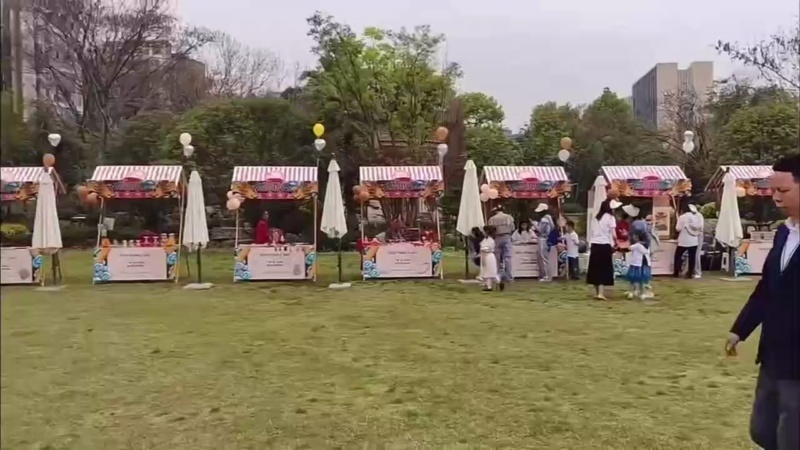 跳蚤市集 现场实拍图