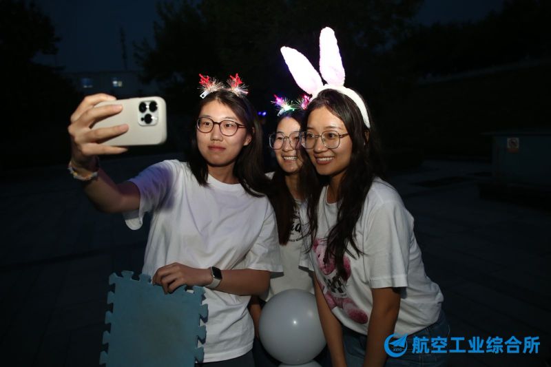 【航空工业综合所】新员工培训 现场实拍图