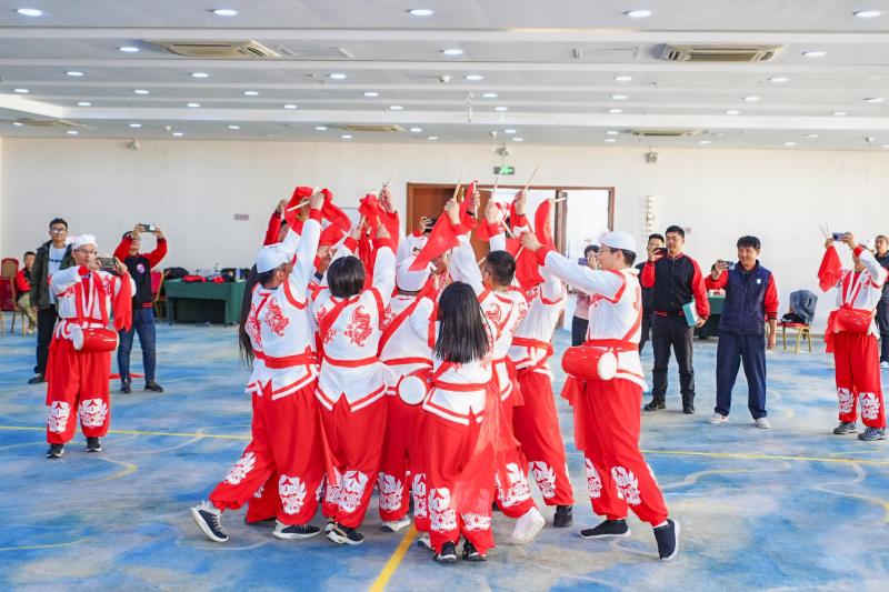 腰鼓团建 现场实拍图