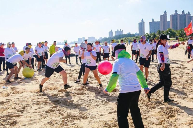 沙滩运动会 现场实拍图