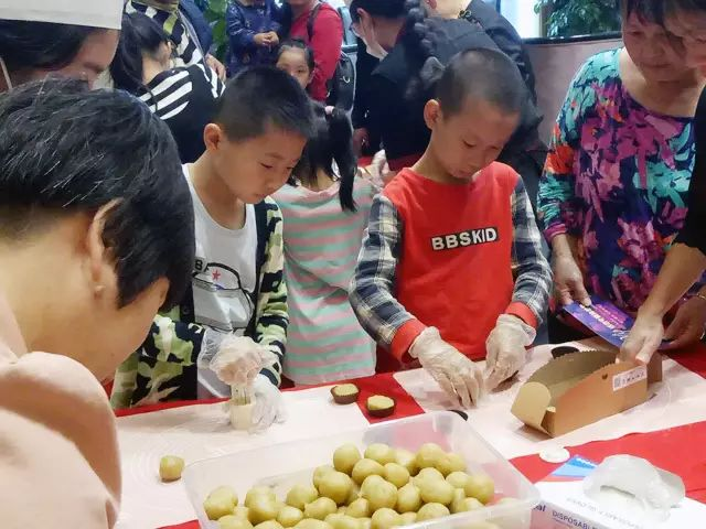 中秋团圆节 现场实拍图