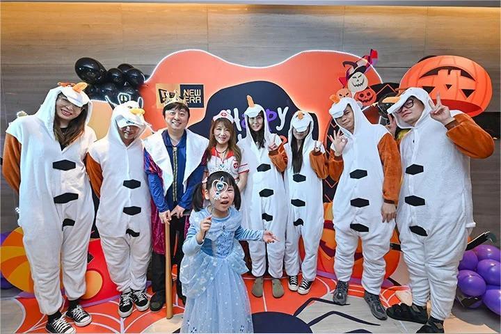 万圣节换装趴 现场实拍图