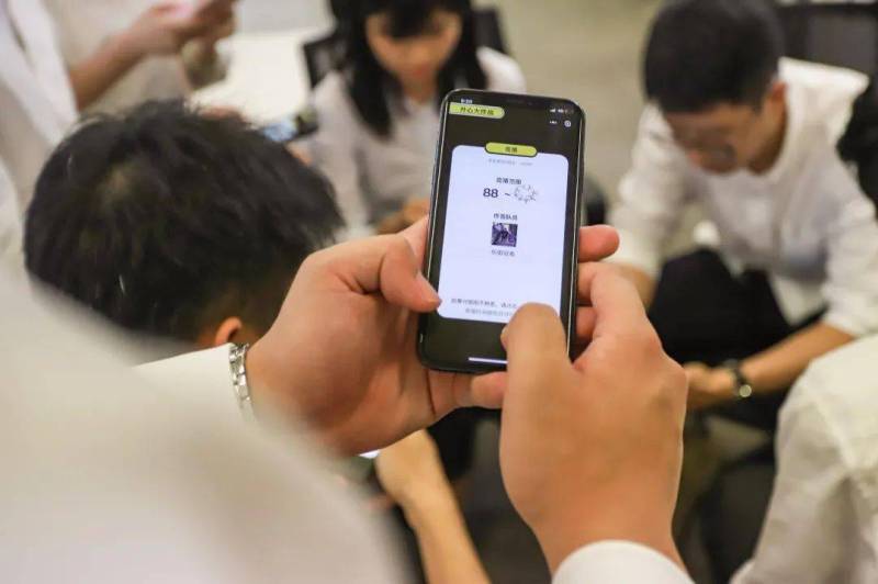 嗨翻办公室 现场实拍图