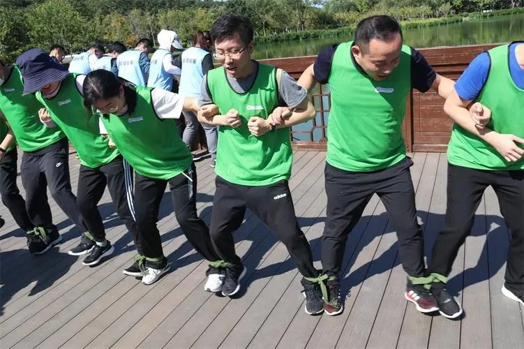 蛟龙出海 现场实拍图