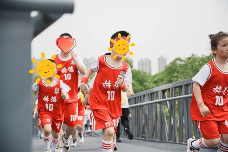 家庭马拉松 现场实拍图