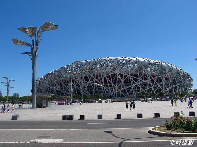 奥体中心综合训练馆场地图片