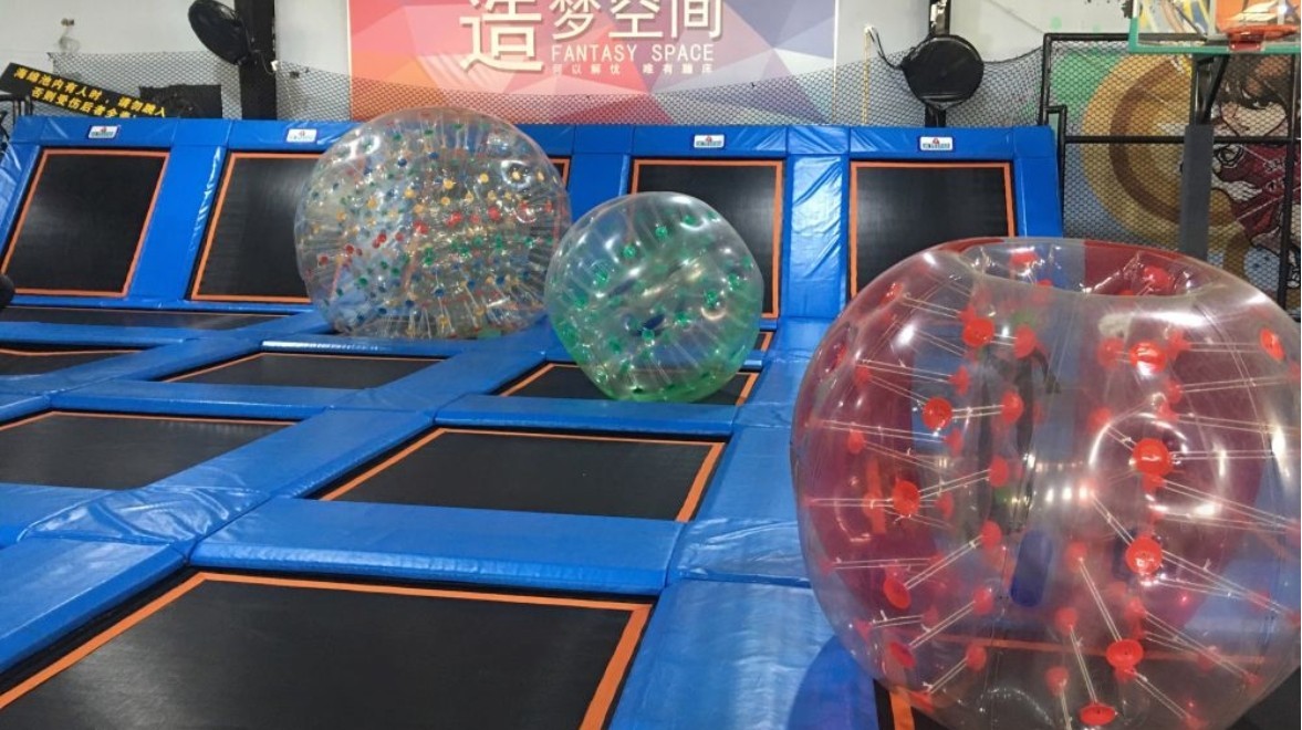 造梦空间主题蹦床公园场地图片